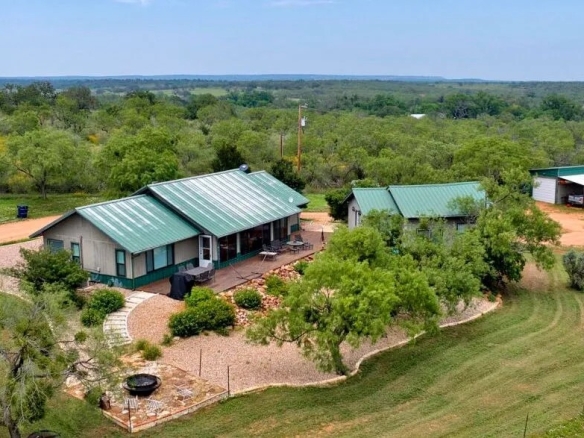 1112 HIGHTOWER ROAD