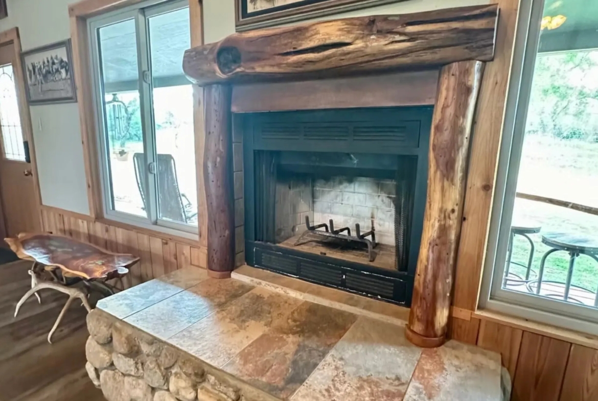 1112 HIGHTOWER ROAD